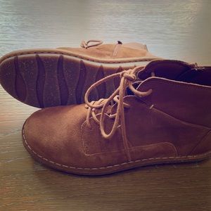 Clark’s Suede Boots